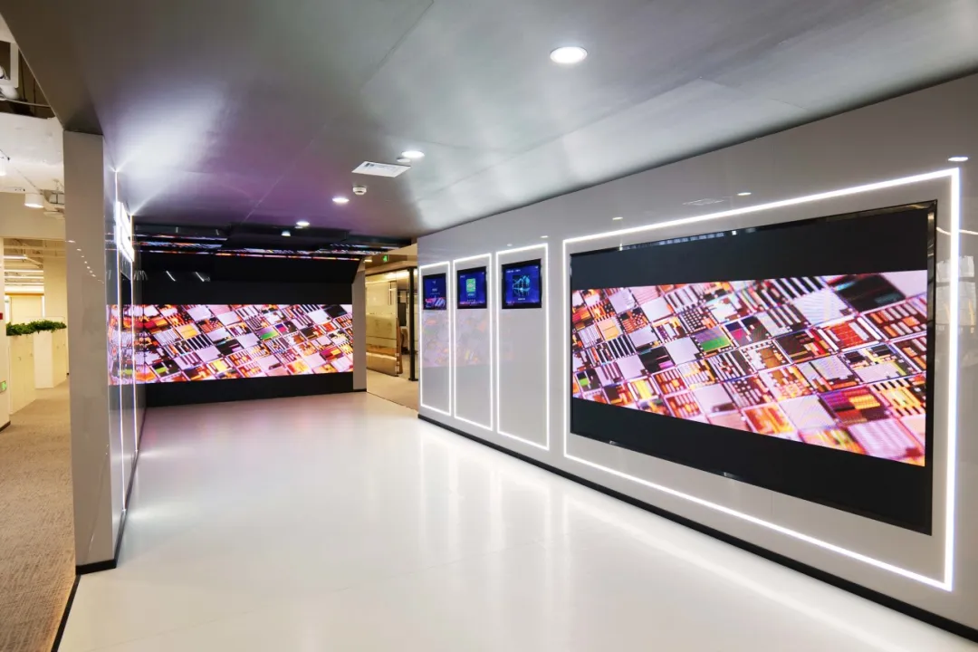 1716171088814 1716171088814